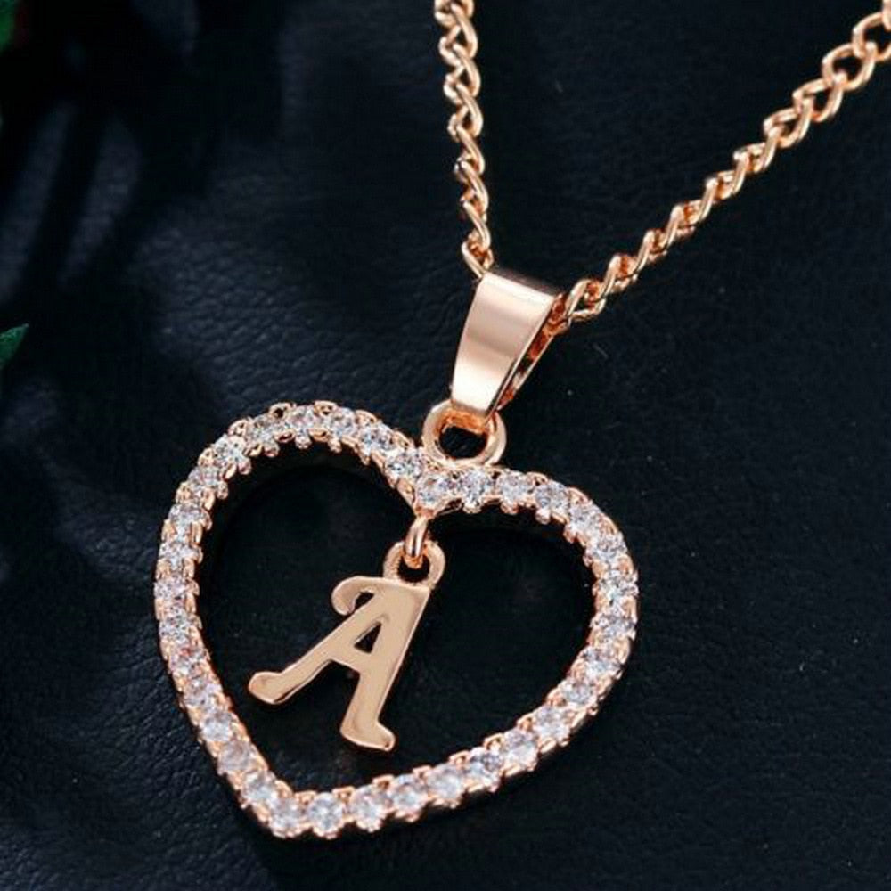 Womens Jewelry Name Initials Heart Pendant Necklace 26 Letters Zircon Love Necklaces Girls Gifts the First Letter Accessories